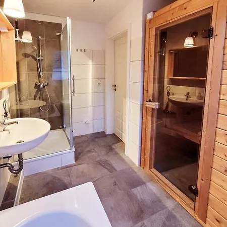 K 96 Og - Charmante Ferienwohnung Mit Badewanne Und Sauna In Roebel Mueritz Apartment
